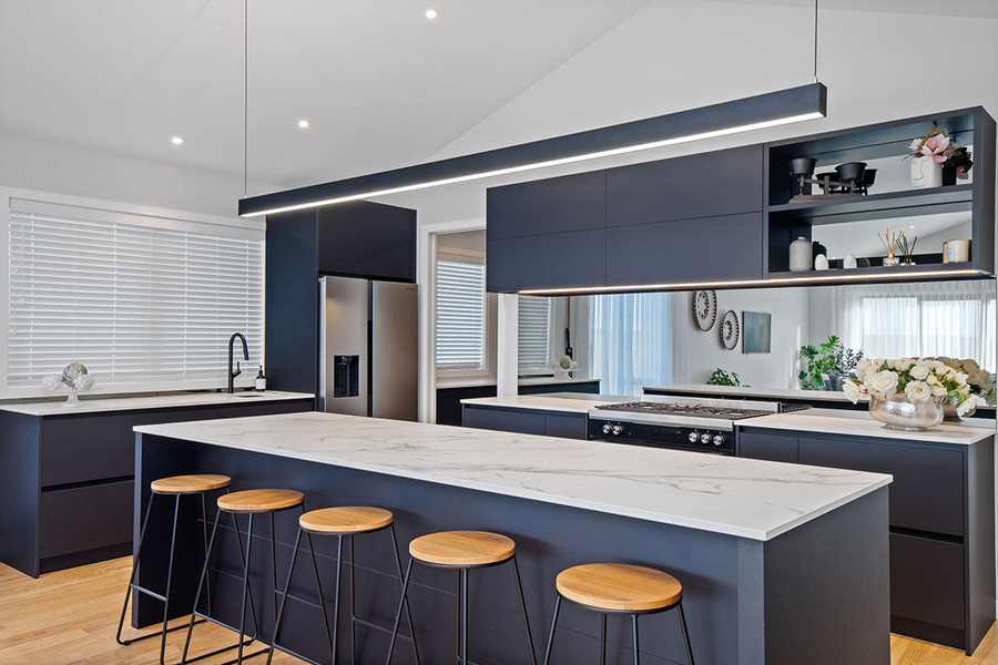 Contemporary Kitchen Design by Elite Kitchens & Cabinetry  in Auckland